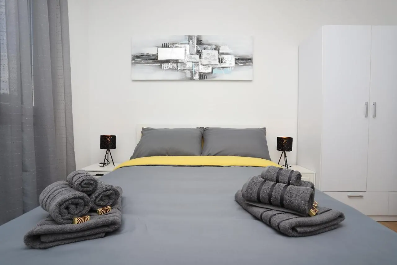 Apartment Apartman Perla Deluxe Porec Croatia